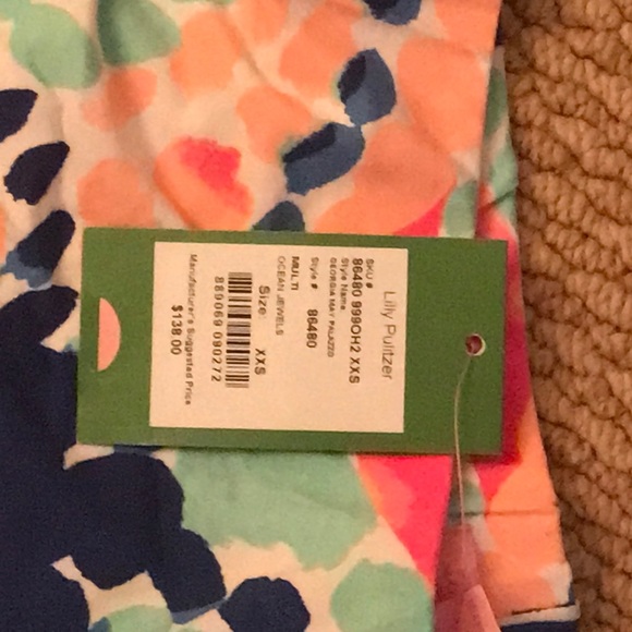 Lilly Pulitzer pants - Picture 2 of 2